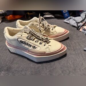 Adidas Hyper Sleek Platform Women’s Shoes